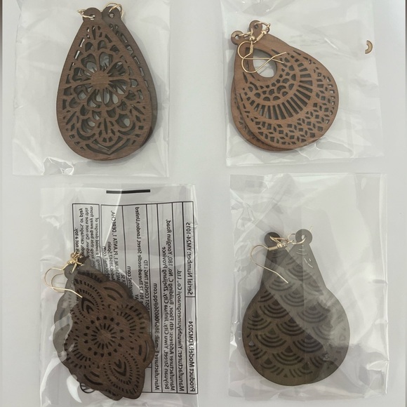 NWT Lot Set of 4 Wood Laser cut Bohemian earrings - Picture 1 of 7